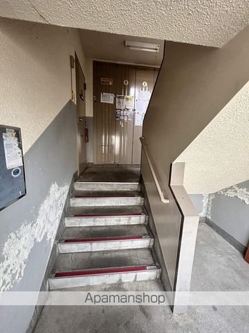 ビレッジハウス富丘7号棟の玄関写真