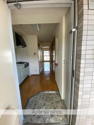 グラン・シャリオ[1K/30.94m2]の玄関