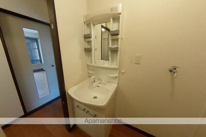 クレセントガーデン　Ｂ棟[2LDK/54.82m2]の洗面所