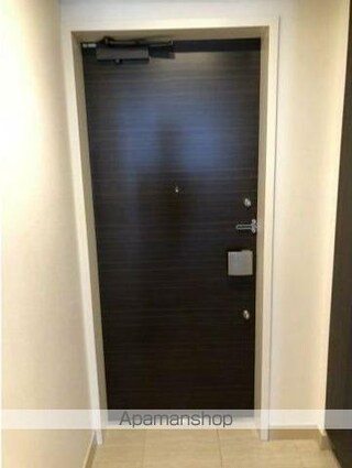 東京都新宿区富久町[2LDK/62.5m2]の玄関