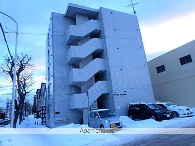 アーバンクリスタルの外観写真