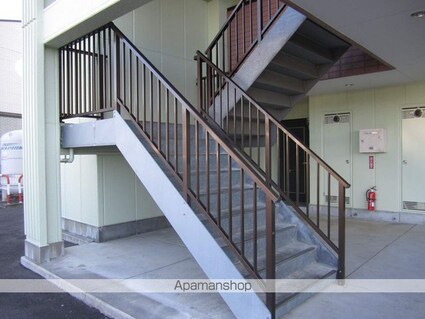 Ｇｒｅｅｎ　Ｖｉｌｌａ[2LDK/57.33m2]の共用部3