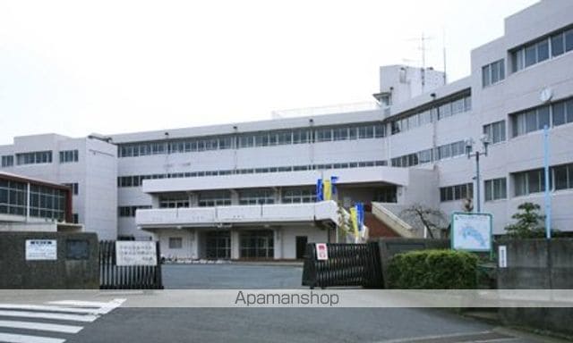 小田急電鉄小田原線 伊勢原駅 徒歩19分 2階建 築31年の周辺写真