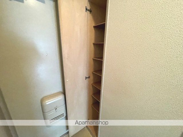 芥川ロイヤルマンションの内装写真