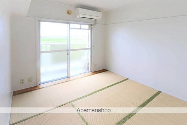 ビレッジハウス大和II2号棟の内装写真