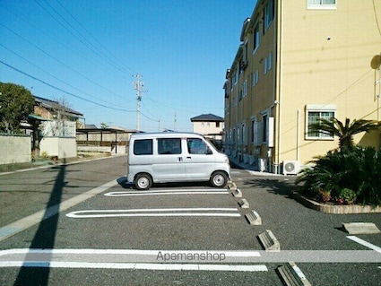 セレノ　Ｎ[2LDK/69.17m2]の駐車場3