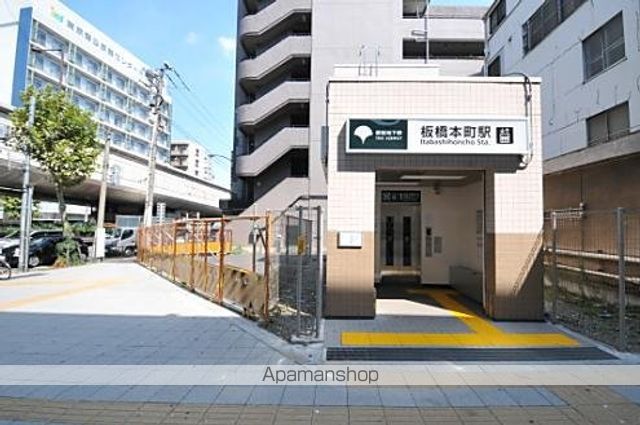 DIPS板橋駅前公園の周辺写真
