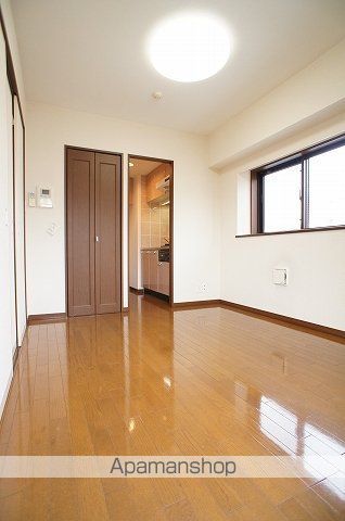 グリフィン新横浜・六番館の内装写真