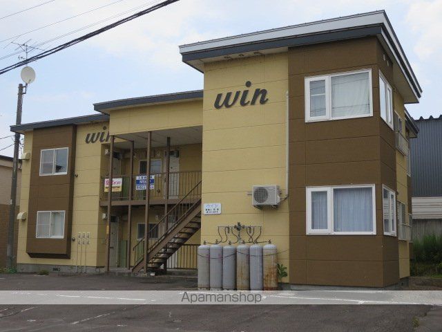 滝川市 2階建 築35年の外観写真