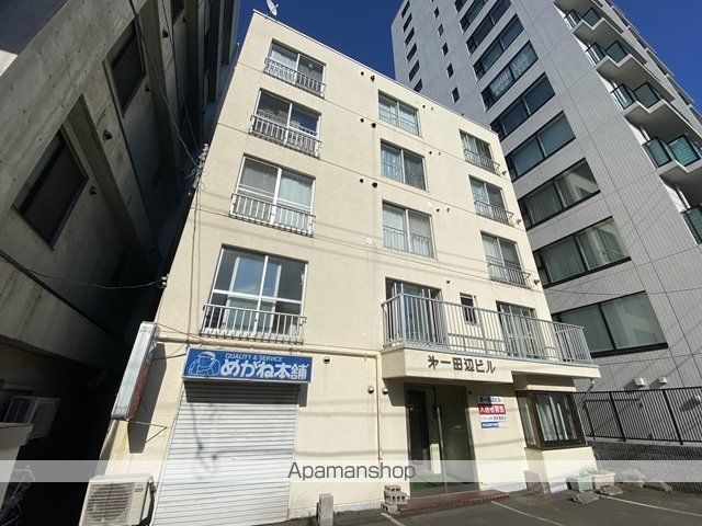 第一田辺ビルの外観写真
