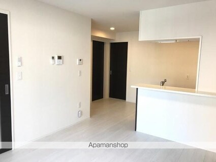 ロイヤル　ソフィア[1LDK/45.42m2]のリビング・居間3