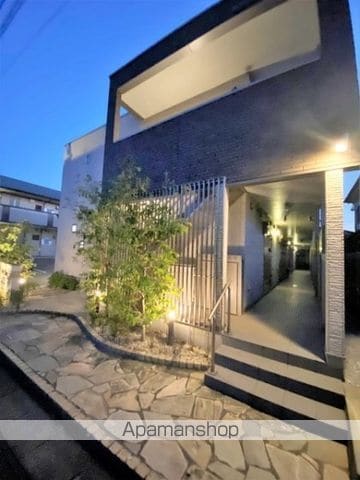 FAST HILLS 日ノ出町の玄関写真