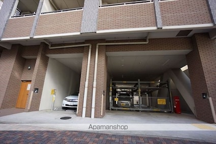 愛知県名古屋市中区上前津２丁目[1K/24.6m2]の駐車場