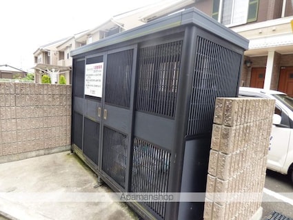 ラ　ポルト　ドゥ　ドゥマン　Ⅰ[2LDK/55.81m2]の共用部3