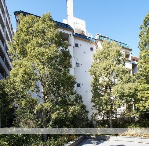 ダイヤモンドレジデンス新宿の外観写真
