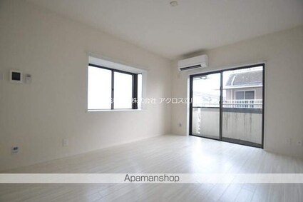 東京都立川市柏町３丁目[1K/31.1m2]のリビング・居間