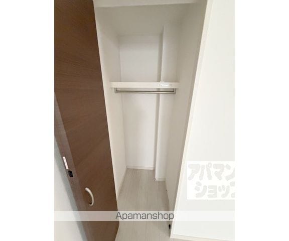 F ASECIA PHAONの内装写真