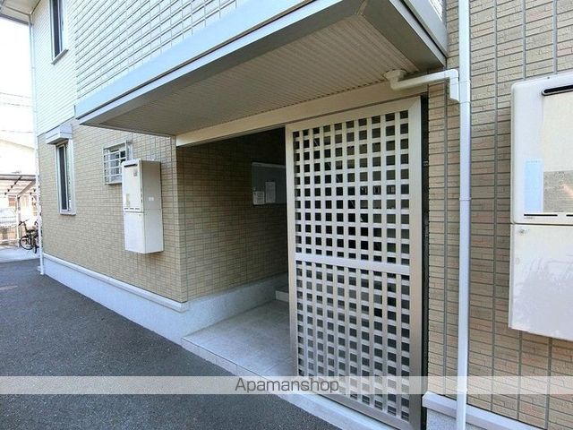 リリーズ Bの玄関写真