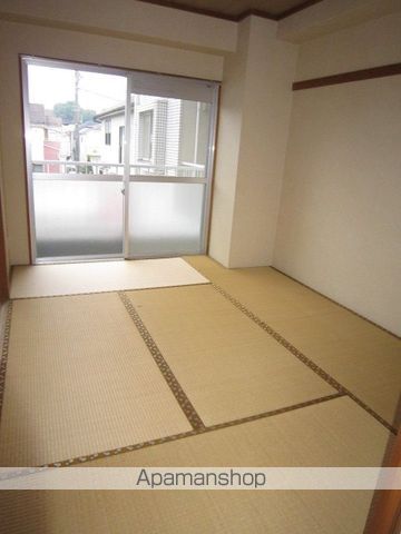 パークサイドハウス河辺の内装写真