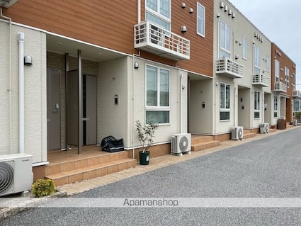 ラポール[2LDK/56.98m2]のエントランス1