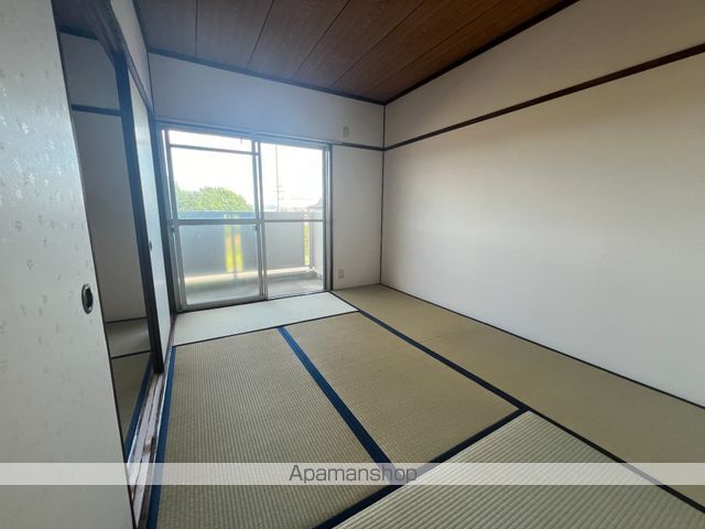 小川マンションの内装写真