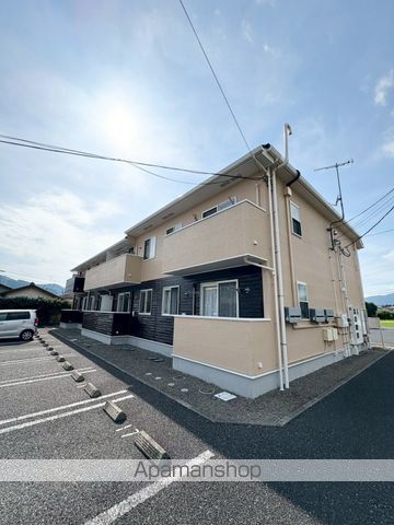 クレメントガーデンハウス A棟の外観写真
