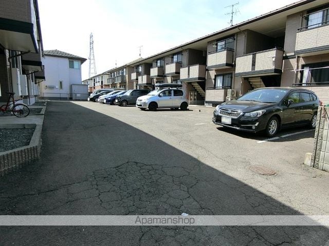 クラレンスホワイトIの外観写真