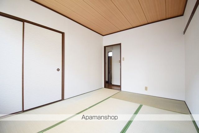 ベルゾーネ桑原の内装写真
