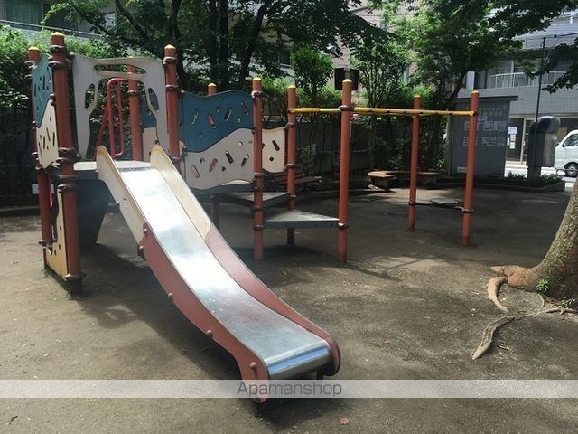 EUGENE COURTの周辺写真