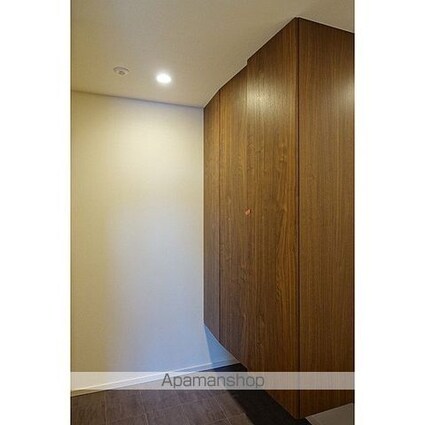 パルムアベニュー新高円寺[3LDK/73.62m2]の玄関