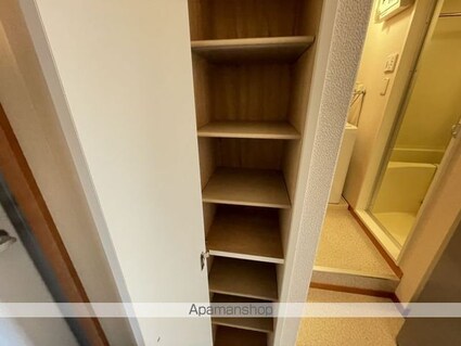 レオパレスひまわり　Ⅲ[1K/23.18m2]の内装1