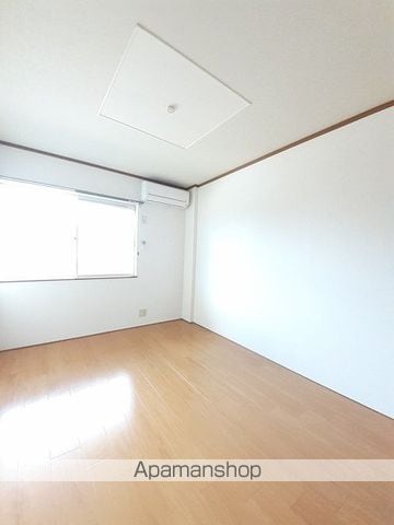 リヴィエールAの内装写真