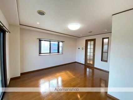 サウスプラザ六条[1LDK/49.6m2]の内装1