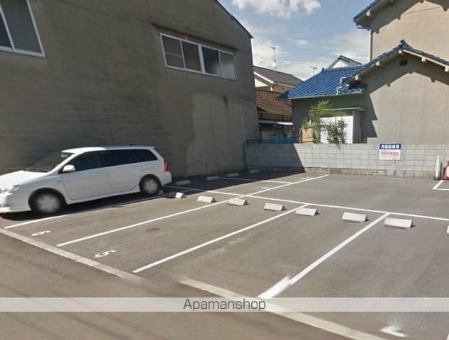 ラピスラズリの周辺写真