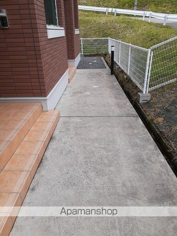 キア クラAの内装写真