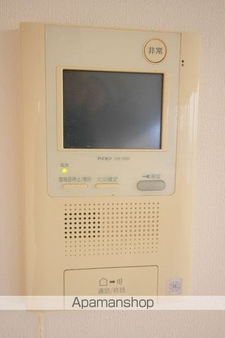 クロスレジデンス大阪新町の内装写真