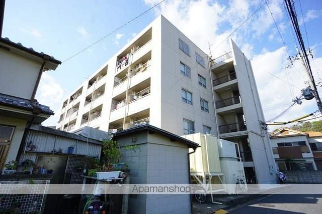 三和住宅第10マンションの外観写真