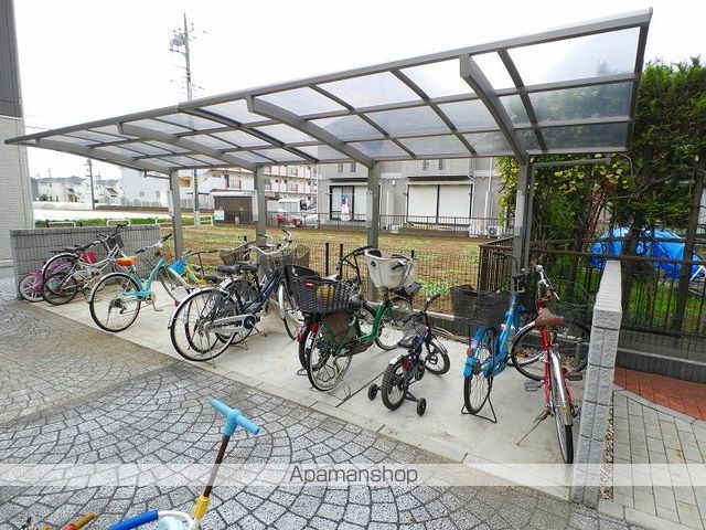 ルーエ B棟の外観写真
