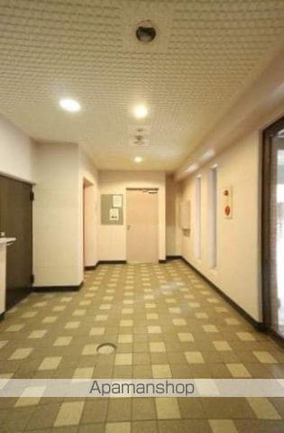 リンデン平尾の玄関写真