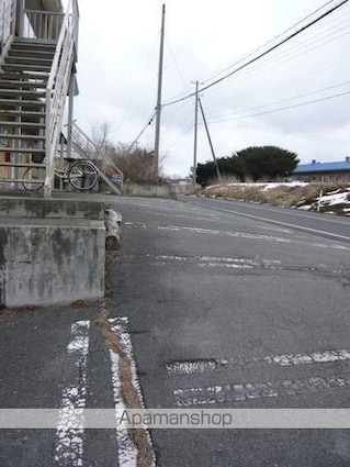 マリンパーク[1K/26.5m2]の駐車場2