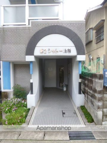 フォルス味鋺の玄関写真