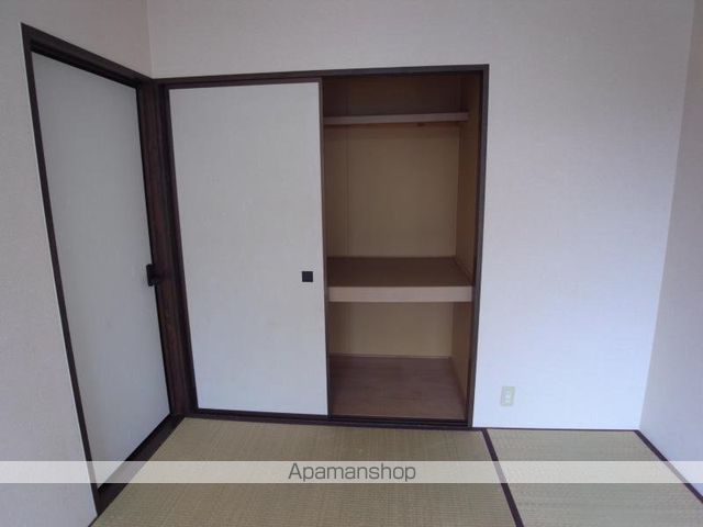 アスティオンの内装写真