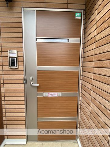 サーレ・内本町の玄関写真