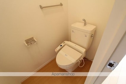 ルミエール松縄Ｂ・Ｃ[1LDK/42.72m2]のトイレ