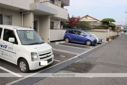 Ｍａｉｓｏｎ　ｄｅ　Ｑｕａｔｒｅ　Ⅲ[1K/28.78m2]の駐車場