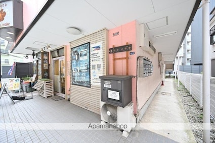 神奈川県横浜市鶴見区鶴見中央５丁目[1K/20.98m2]のエントランス