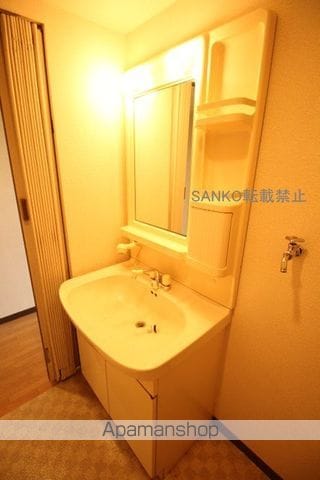ビッグバーンズマンション北郷IIIAの内装写真