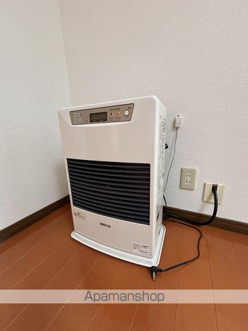 リトルスティングBの内装写真