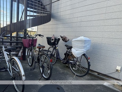 ヒルズ戸田[1K/18.15m2]の共用部1