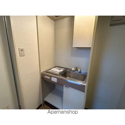 ローズアパートメント泉10番館の内装写真